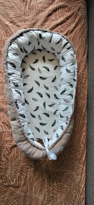 Babynestje.  Zo goed als nieuw beschikbaar voor biedingen