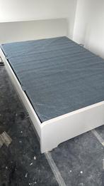 Bed met matras, Doe-het-zelf en Verbouw, Rolluiken, Ophalen, Zo goed als nieuw