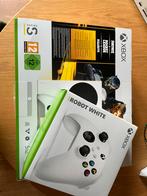 Xbox Series S + Oplaadstation + 2 Controllers, Spelcomputers en Games, Spelcomputers | Xbox Series X en S, Ophalen of Verzenden