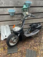 Peugeot vivacity, Fietsen en Brommers, Snorfietsen en Snorscooters, Ophalen, Gebruikt, Benzine, Peugeot