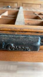 Graan letterbak met letters, Ophalen