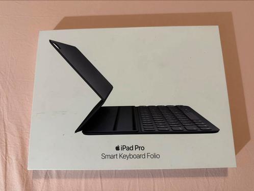iPad Pro 11 Apple Smart Keyboard Folio MU8G2N/A, Computers en Software, Tablet-hoezen, Zo goed als nieuw, 11 inch, Ophalen of Verzenden