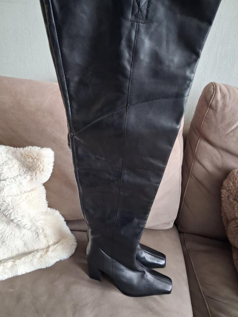 Overknee boots met hakje 8,5 cm leer nieuw maat 38., Ophalen of Verzenden, Nieuw, Zwart, Hoge laarzen