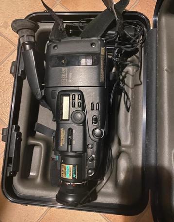 Hitachi Format SVSH Videocamera - Professioneel beschikbaar voor biedingen