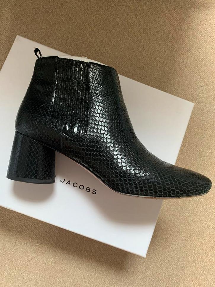 Marc Jacobs Leren Enkellaarzen - Maat 39, Kleding | Dames, Schoenen, Zo goed als nieuw, Lage of Enkellaarzen, Zwart, Ophalen of Verzenden