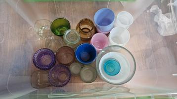80 stuks glazen potjes in allerlei kleuren en maten - GRATIS beschikbaar voor biedingen