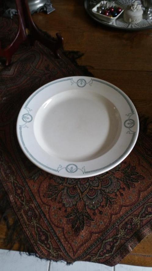 GRote ronde serveerschaal REGOUT EMPIRE, Antiek en Kunst, Antiek | Servies los, Ophalen of Verzenden