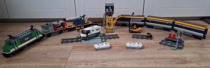 Lego treinensets 60197 & 60198, Kinderen en Baby's, Speelgoed | Duplo en Lego, Gebruikt, Lego, Ophalen