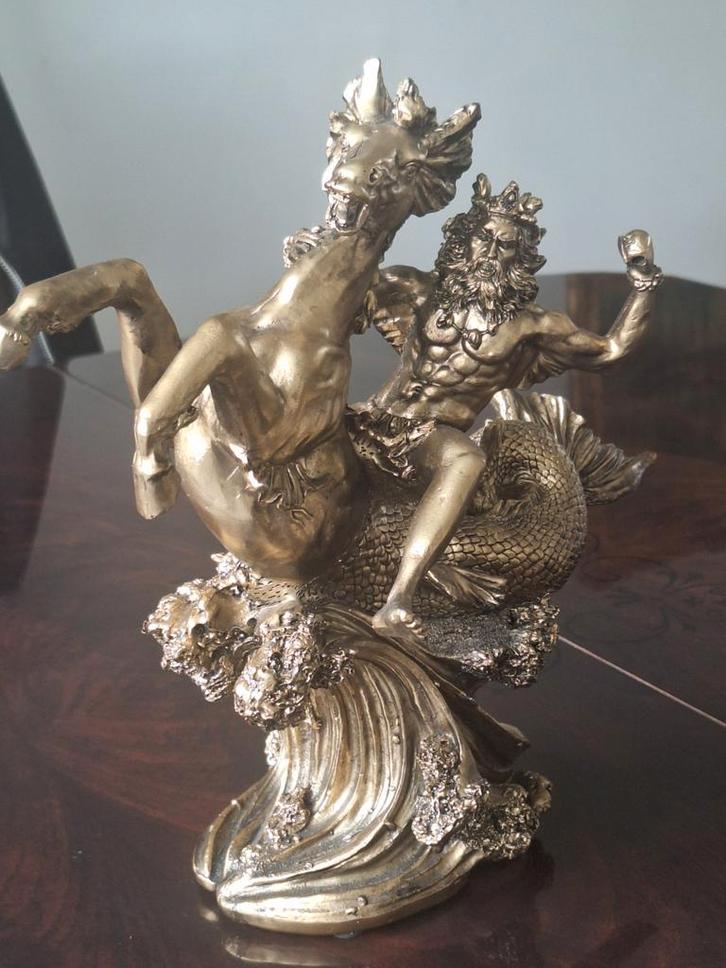 Neptunus op Zeepaard Sculptuur, Antiek en Kunst, Kunst | Beelden en Houtsnijwerken, Ophalen of Verzenden