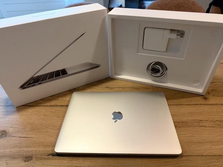 MacBook Pro 2020, i5 2GHz, 16GB intern, 512GB, Spacegrijs, Computers en Software, Apple Macbooks, Zo goed als nieuw, MacBook Pro