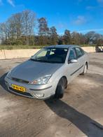 Ford Focus 1.6 I Ambiente SDN 2003 Grijs, Auto's, 1596 cc, 4 cilinders, 100 pk, 1200 kg