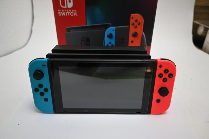 Nintendo Switch (nette staat!) meerdere aanwezig, Spelcomputers en Games, Games | Nintendo Switch, Gebruikt, Sport, 1 speler, Vanaf 3 jaar