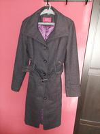 Mooie zwarte mantel jas met riem, maat 38, valt smal, Kleding | Dames, Jassen | Winter, Maat 38/40 (M), Zo goed als nieuw, Zwart