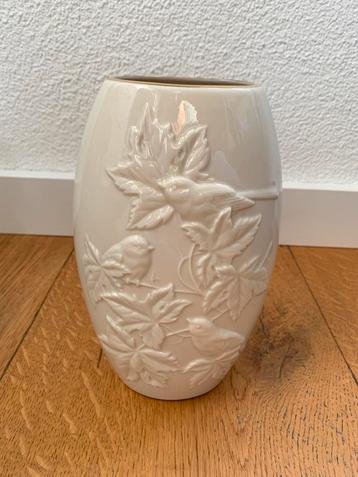 Vintage Lenox Four Seasons Fall vaas met 24-karaats goudverf beschikbaar voor biedingen