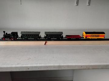 Fleischmann H0 treinsetje met stoomlocomotief +4 wagens  beschikbaar voor biedingen