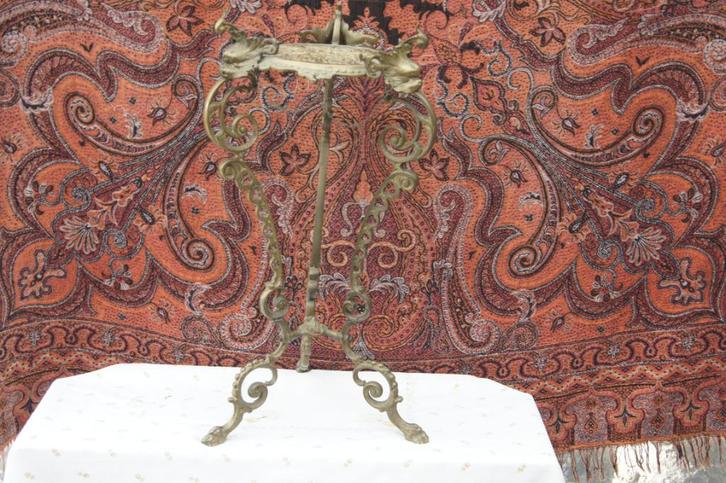 Planten Tafel  ( Bewerkt, Antiek en Kunst, Kunst | Beelden en Houtsnijwerken, Ophalen of Verzenden