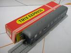 TRIX Express, Touropa rijtuig, cat.nr. 3380.Uit de jaren 70., Hobby en Vrije tijd, Modeltreinen | H0, Analoog, Wisselstroom, Gebruikt