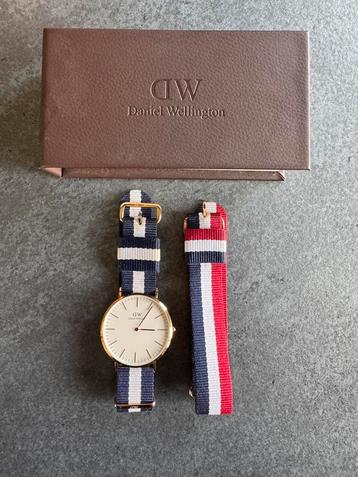 Daniel Wellington Classic Glasgow Rose Goud - 40mm beschikbaar voor biedingen