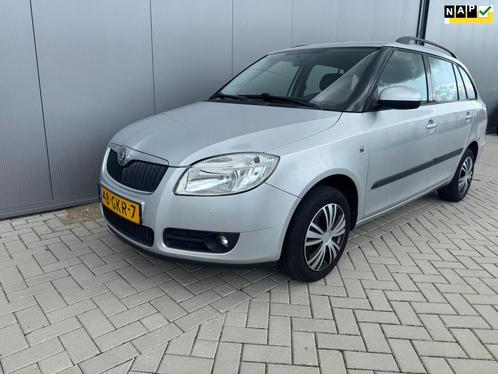 Skoda Fabia Combi 1.2-12V Ambiente, Auto's, Skoda, Te koop, Fabia, ABS, Airbags, Airconditioning, Boordcomputer, Centrale vergrendeling
