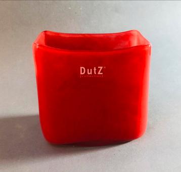 Leuke DutZ vaas, plbyenbakje van rood glas, handgemaakt  beschikbaar voor biedingen