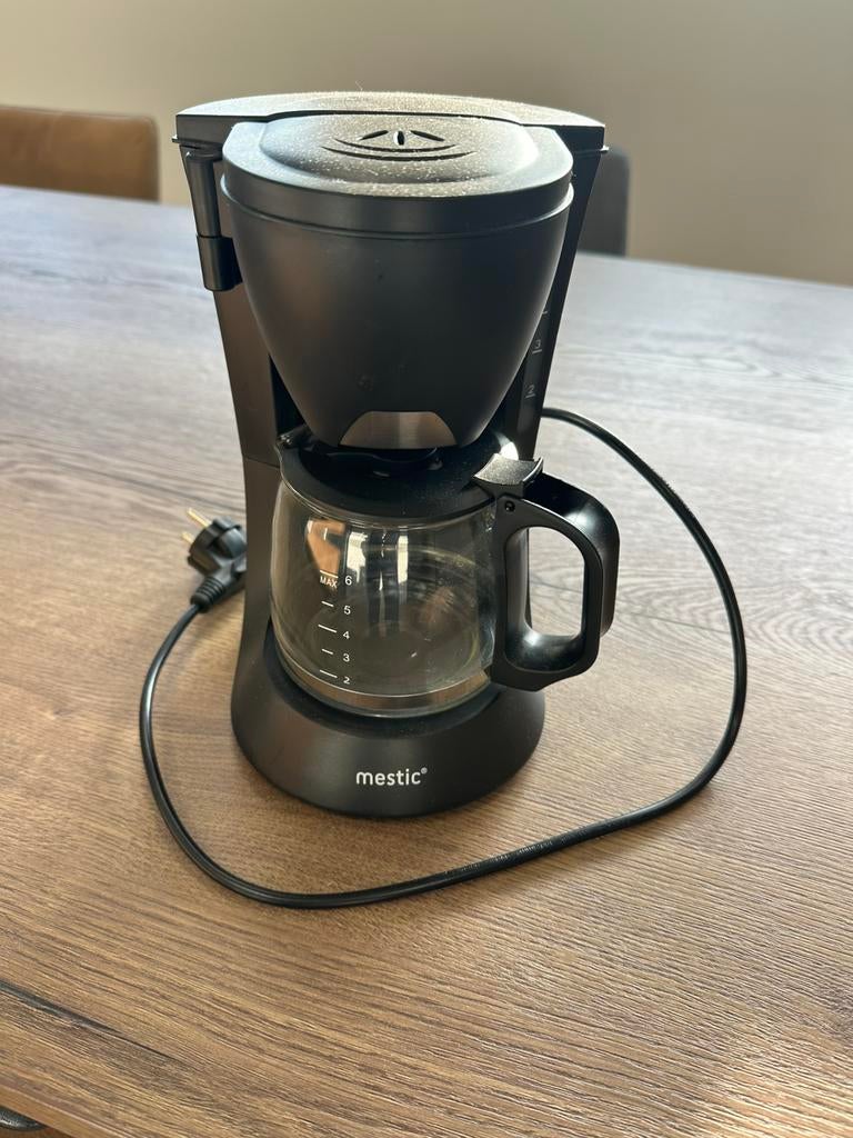 Klein koffiezetapparaat van Mestic, Ophalen, Gebruikt, Koffiemachine, Gemalen koffie