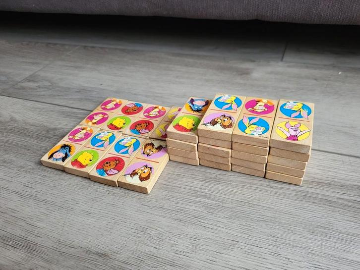 Winnie de Poeh Disney houten domino, Kinderen en Baby's, Speelgoed | Bouwstenen, Zo goed als nieuw, Ophalen of Verzenden
