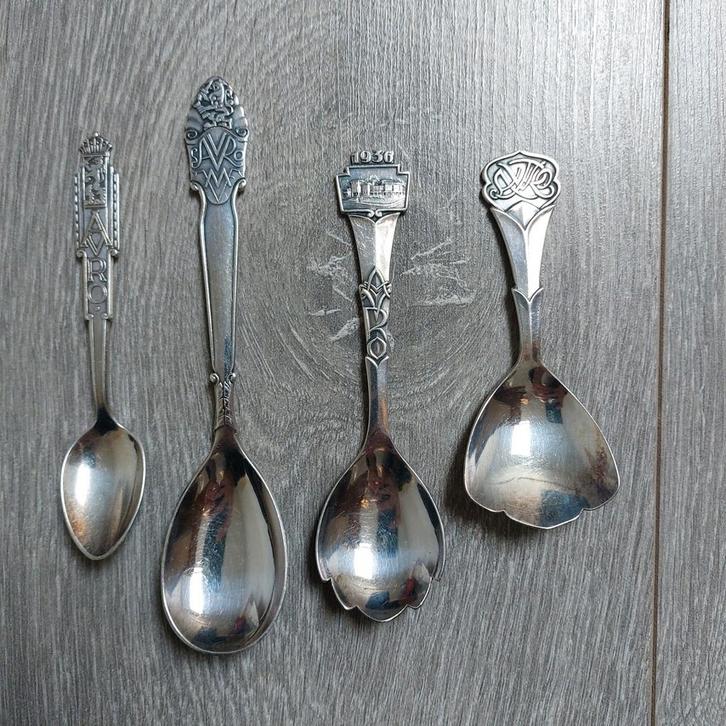 4 Art Deco Gero lepeltjes Avro 1932-1937, Antiek en Kunst, Antiek | Bestek, Ophalen of Verzenden