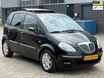 Lancia Musa 1.4-16V Platino AUTOMAAT PANO LEER CRUISE CLIMA, Auto's, Lancia, Gebruikt, Zwart, 400 kg, Leder en Stof