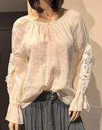Compagnia Italiana, cremekleur blouse maat M, Kleding | Dames, Verzenden, Zo goed als nieuw, Maat 38/40 (M)