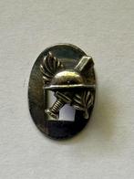 Knoopspeld Demobilisatie KNIL Helm Militaria Zwaard Indië, Ophalen of Verzenden, Landmacht, Overige gebieden, Embleem of Badge
