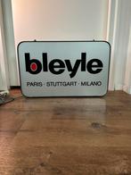 Mooie lichtbak Bleyle reclame display winkel tweezijdig, Ophalen of Verzenden, Zo goed als nieuw, Lichtbak of (neon) lamp