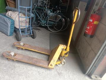 Defecte Pompwagen - Onderdelen/Reparatie beschikbaar voor biedingen