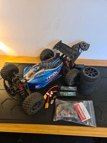 Arrma typhon 6s widekit ( proline/ louise/ 2x 3S accu's) beschikbaar voor biedingen