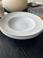 3 Arzberg witte porceleinen pasta borden, Huis en Inrichting, Keuken | Servies, Ophalen, Zo goed als nieuw, Bord(en), Overige stijlen