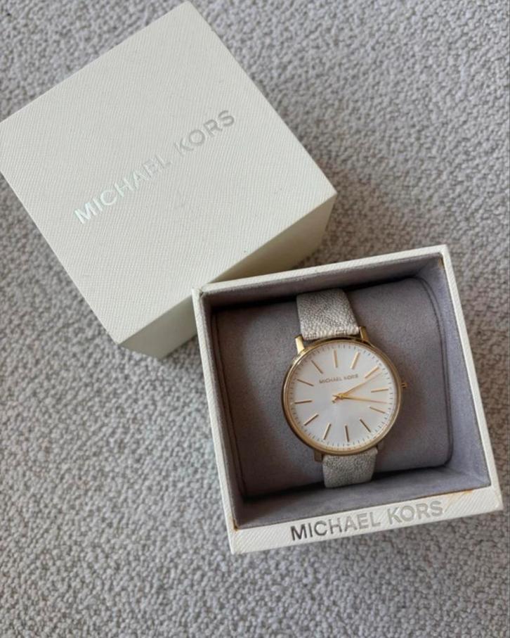 Michael Kors Dameshorloge - Stijlvol en Elegant, Sieraden, Tassen en Uiterlijk, Horloges | Dames, Gebruikt, Polshorloge, Overige materialen