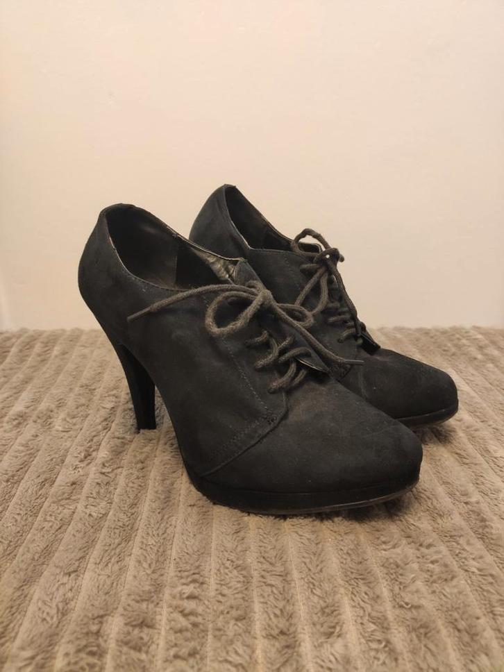 Veterschoenen met hoge hak - zwart - maat 36, Kleding | Dames, Schoenen, Zo goed als nieuw, Schoenen met hoge hakken, Zwart, Ophalen of Verzenden