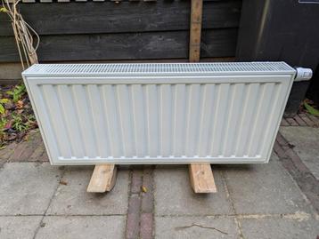 Radson radiator type 22 40x90cm 1099 wat beschikbaar voor biedingen