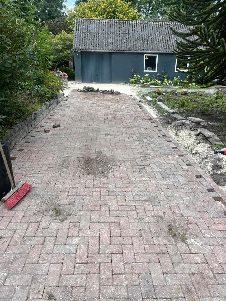 Grondwerk /straatwerk friesland, Diensten en Vakmensen, Tuinmannen en Stratenmakers