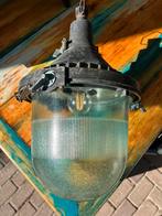 Industriële hanglamp, Huis en Inrichting, Lampen | Hanglampen, Gebruikt, Ophalen of Verzenden, Glas, Minder dan 50 cm
