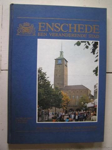 Enschede een veranderende stad. beschikbaar voor biedingen