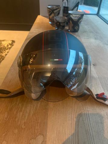 Beon Design Scooterhelm beschikbaar voor biedingen