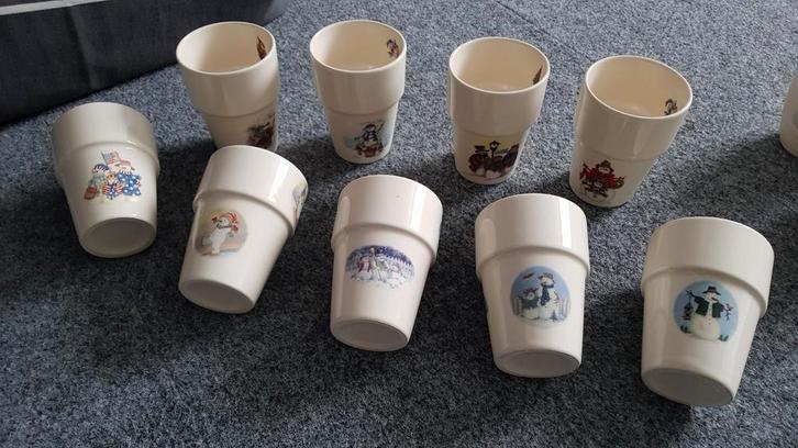 WEDGEWOOD TRADITIONAL PLAIN KERST SERVIES., Huis en Inrichting, Keuken | Servies, Zo goed als nieuw, Overige typen, Wedgwood, Overige materialen