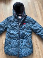 Winterjas maat 158 blauw tijgerprint, Kinderen en Baby's, Kinderkleding | Maat 158, Ophalen, Meisje, Zo goed als nieuw, WE Fashion