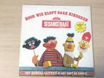 Vinyl/LP Bert en Ernie - Hoor wie klopt daar kinderen. Sinte, Cd's en Dvd's, Vinyl | Kinderen en Jeugd, Ophalen of Verzenden, Muziek