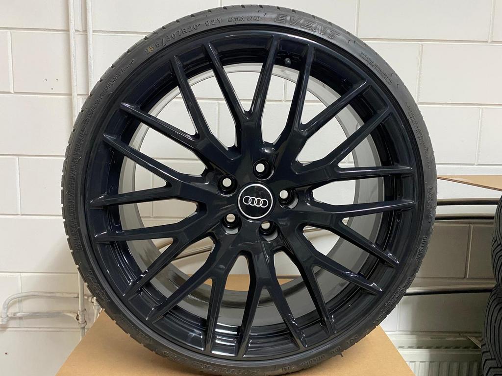 Originele Audi TTRS MK3 8S 20 inch Y-spaak velgen, Auto-onderdelen, Banden en Velgen, Ophalen, Gebruikt, 255 mm, Banden en Velgen