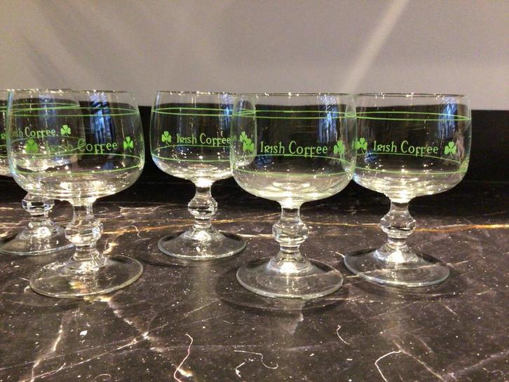 6 Vintage Luminarc Irish Coffee Glazen met groen Klaverblad, Antiek en Kunst, Antiek | Glas en Kristal, Ophalen of Verzenden