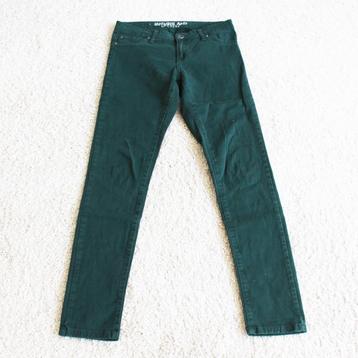 Sutherland Denim Broek (M) - 20 € 25,- beschikbaar voor biedingen