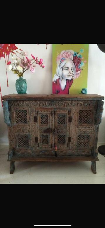 Balinese kast (bruidskast). beschikbaar voor biedingen