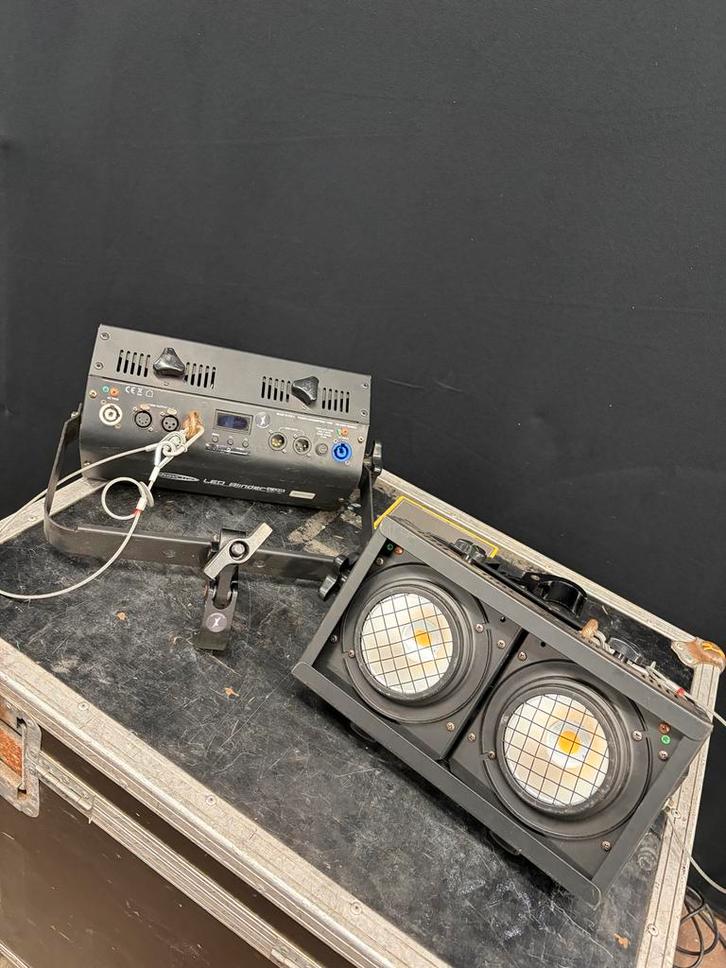 2x Showtec LED Blinder COB - Krachtige Verlichting, Muziek en Instrumenten, Licht en Laser, Gebruikt, Licht, Kleur, Ophalen of Verzenden