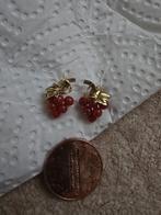 Antieke 18 karaat oorbstekers met koraal, Antiek en Kunst, Ophalen, Goud